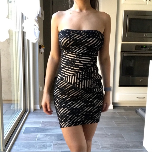 Strapless Going Out Lace Dress from Forever 21 - Picture 2 of 3